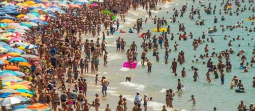 Espa&ntilde;a supera por primera vez los 75 millones de turistas ... - elpais.com