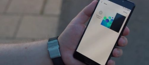 Meizu is expected to introduce its flagship smartphones sometime next week. [Image via YouTube/Mobiltelefon.ru]