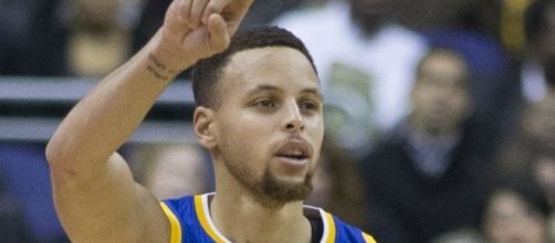 Stephen Curry said he didn&rsquo;t mean to disrespect James for dancing next to Kyrie Irving -- Keith Allison via WikiCommons