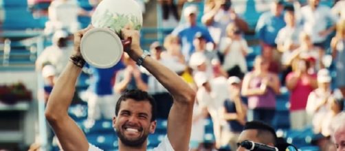 Dimitrov celebrating 2017 Cincinnati title/ Photo: screenshot via ATPWorld Tour channel on YouTube