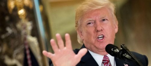 Trump doubles down on blaming both sides for Charlottesville ... - bostonglobe.com