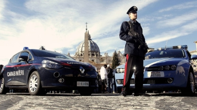 Il governo italiano rafforza i controlli nelle maggiori citt&agrave; dopo i fatti di Barcellona