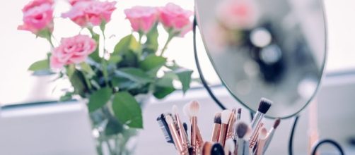 Make up looks. Photo Source: Pexels