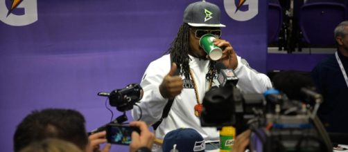 Seahawks' Marshawn Lynch Retires - Screenshot
