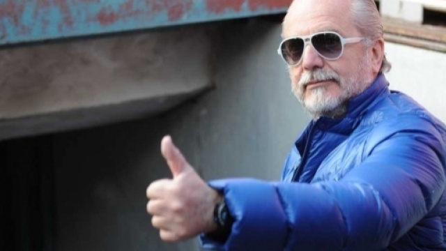 Calcio mercato Napoli: la qualificazione alla Fase a Gironi della Champions League pu&ograve; portare il crack di mercato azzurro ... - nottesport.it