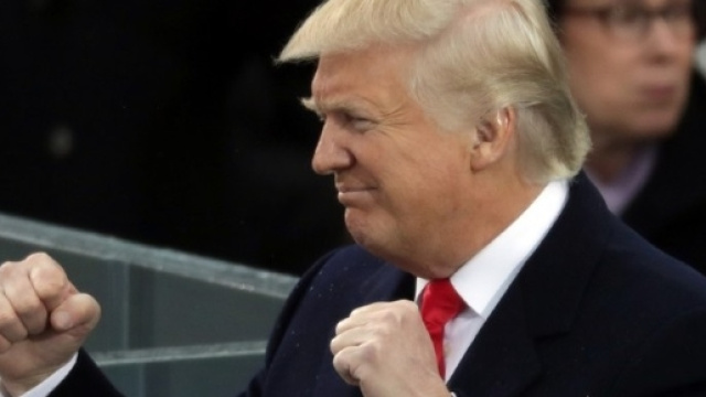 Quand Donald Trump prend 38 jours de vacances de plus que Barack Obama - rtl.fr