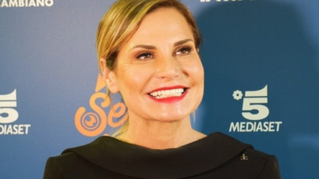 Simona Ventura torna con Selfie e "rinnova" anche Belen - Rumors.it - rumors.it