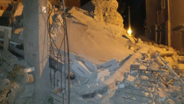 Terremoto a Ischia: 2 morti e 39 feriti. Salvato dalle macerie un bambini di 7 mesi. Foto: tgcom.24.