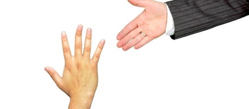 Ask for help. Image via Pixabay.