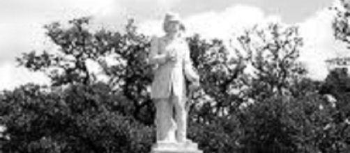 Dick Dowling statue (Patrick Feller flickr)