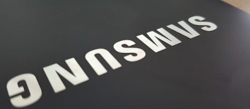 Samsung logo - leejeongsoo (Pixabay)