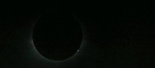 The August 21 eclipse (seen here from Kentucky) was enough to draw viewers away from Netflix. / from 'YouTube' screen grab