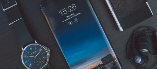 The Essential Phone is a mobile that is surely going to give a tough time to the modern smartphones. [Image credit: Hive Miner I Flickr]