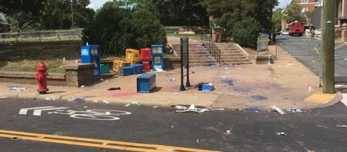 By Evan Nesterak - After the clash, CC BY 2.0, https://commons.wikimedia.org/w/index.php?curid=61724003