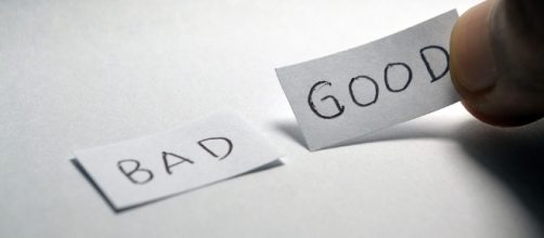 Do good to others. Image via Pixabay.