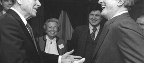 Joseph Sobran (center), 1983. / [Image by Levan Ramishvili via Flickr, Public Domain]