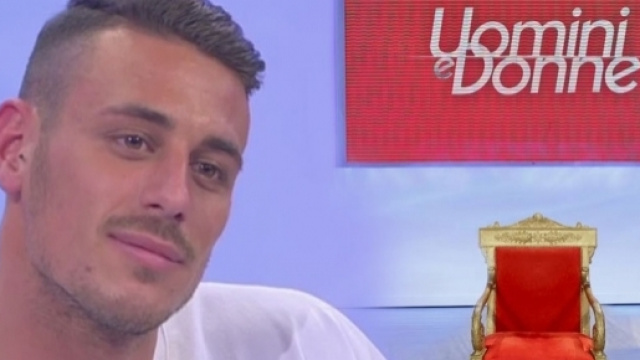 Gossip Uomini e donne: Mattia Marciano &egrave; il primo tronista? L'indizio