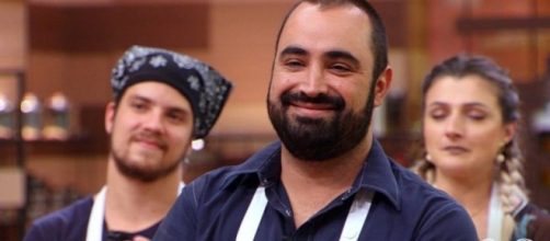 "Vida nova", escreveu o cozinheiro nas redes sociais.