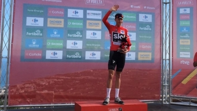 Chris Froome in maglia rossa alla Vuelta Espana