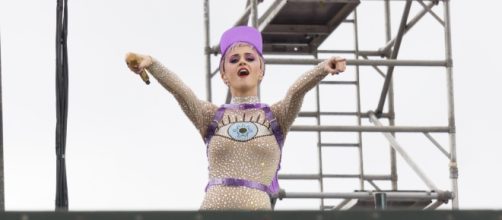 Katy Perry photographed during one of her performances in June 2017 - Flickr/Raph_PH