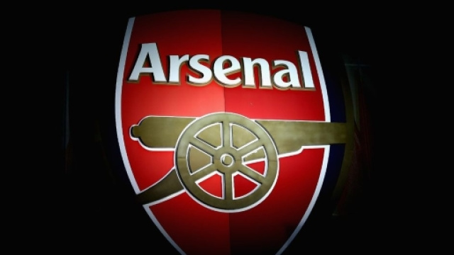 Arsenal put rivalries aside to make &pound;50,000 gesture to Manchester ... - mirror.co.uk