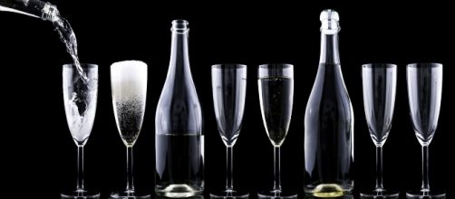 About 16 million people in the United States have alcohol use disorder. [Image via Pixabay]