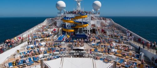 Cruise ship courtesy MustangJoe, Pixabay.com CC0