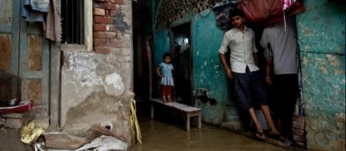Flood of Yumana river during monsoon season. / [Image by Diariocritico de Venezuela via Flickr, CC BY 2.0]
