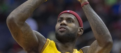 LeBron James put up the jump shot | Wikimedia Commons