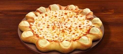 Pizza / Photo via hadevora, Pixabay