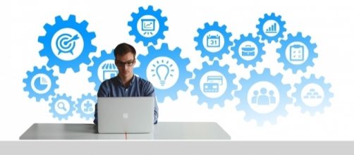 Social media skills allow job seekers to leverage those skills into jobs | Photo via Pixabay