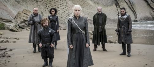What Are These New GAME OF THRONES Photos Hiding From Us? | Nerdist - nerdist.com