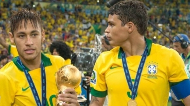 Ce footballeur &agrave; Paris pour rejoindre le Real Madrid prochainement ?