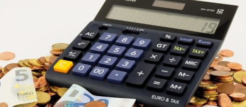 Finance, Spend. Image via Pixabay