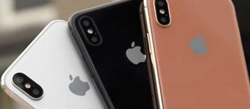 iPhone 8/ photo by @nishima16 via Twitter