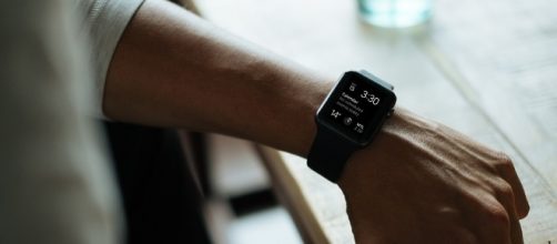 Apple Watch / Photo via Free-Photos, Pixabay