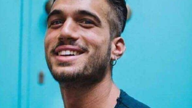 Alex Migliorini tronista gay Uomini e donne