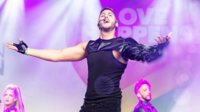 Alex Palmieri live al Gay Pride di Londra 2017