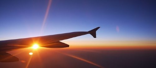 Airbnb offers a flight, photographer, and expert astrophysicist for August 21 eclipse / Photo via islandjoe, Wikimedia Commons