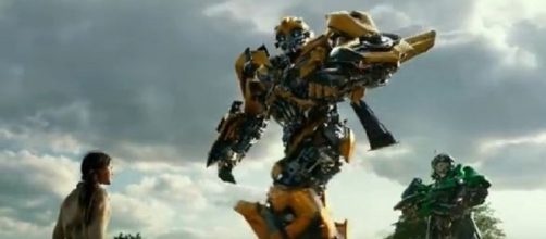 Bumblbee spinoff gets Hailee Stanfield pic [Readysetlol/YouTube]