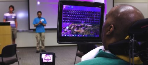 Eye Control in Windows 10 - YouTube/Microsoft Channel