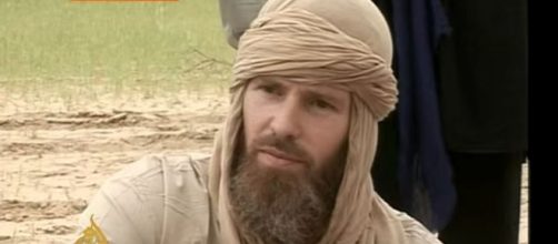 Photo Stephen McGowan during his captivity with al Qaeda [Image: YouTube/ Al Jazeera English]