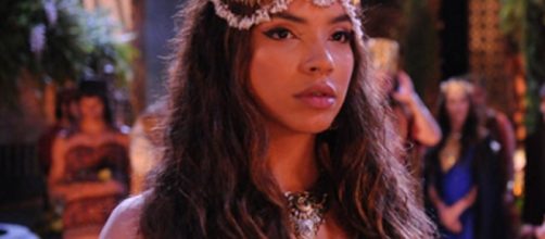 Shamiran fica gr&aacute;vida e passa a correr risco (Foto: Reprodu&ccedil;&atilde;o/Record TV)