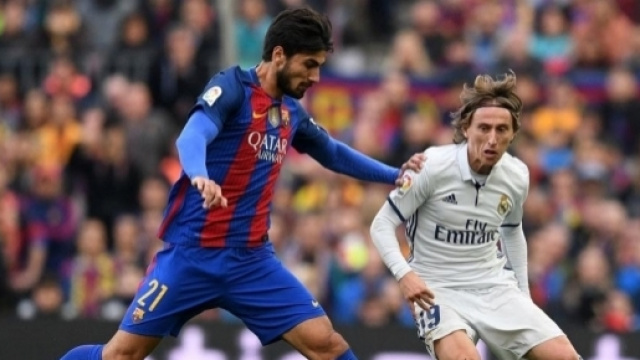 Andr&egrave; Gomes, potrebbe essere acquistato dal Milan