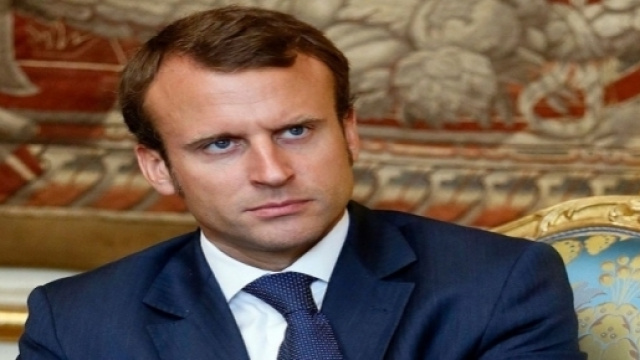 Chute d'Emmanuel Macron dans les sondages