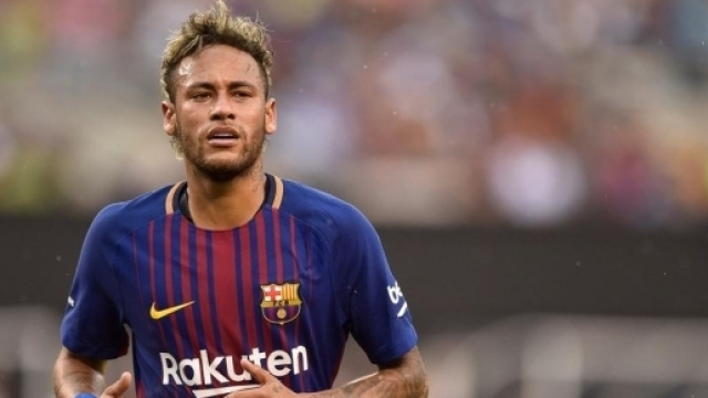 Foot PSG - PSG : Paris pr&ecirc;t &agrave; surpayer Neymar pour &eacute;conomiser 80ME ... - foot01.com