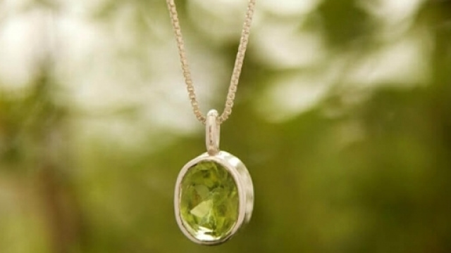 Peridoto, la pietra portafortuna dei nati ad agosto.