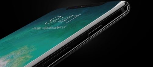 Concept design of iPhone 8 (via YouTube - ConceptsiPhone)
