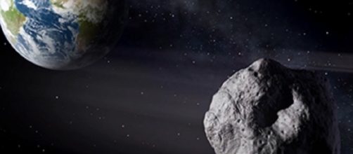 Asteroid approaching the Earth (NASA)