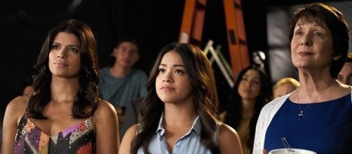 Jane Villanueva is set to meet her literary idol, Isabel Allende, in the upcoming season of "Jane the Virgin." (The CW)